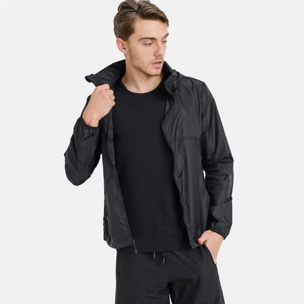 NWT❣️ Mono B Windbreaker
